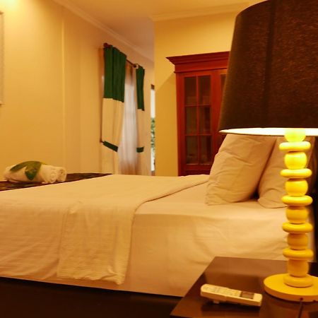 Ciwulan 36 Guest House Bandung Eksteriør bilde