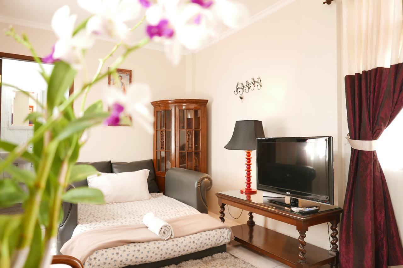 Ciwulan 36 Guest House Bandung Eksteriør bilde