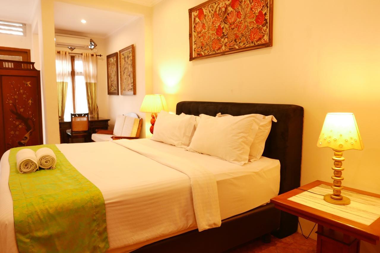 Ciwulan 36 Guest House Bandung Eksteriør bilde