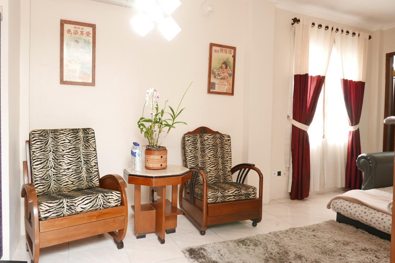 Ciwulan 36 Guest House Bandung Eksteriør bilde