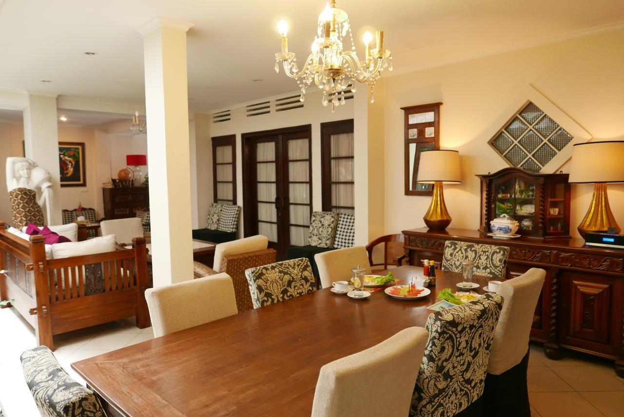 Ciwulan 36 Guest House Bandung Eksteriør bilde
