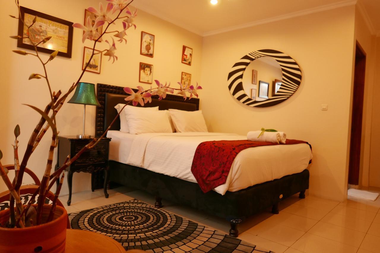 Ciwulan 36 Guest House Bandung Eksteriør bilde