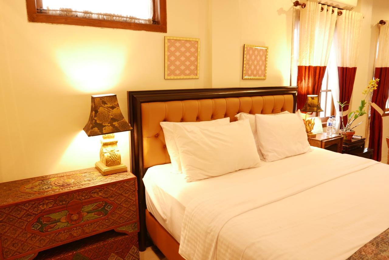 Ciwulan 36 Guest House Bandung Eksteriør bilde