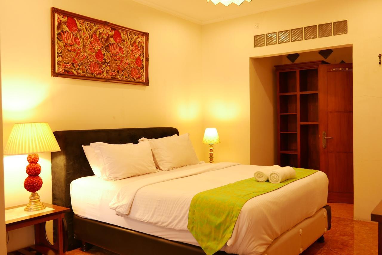 Ciwulan 36 Guest House Bandung Eksteriør bilde