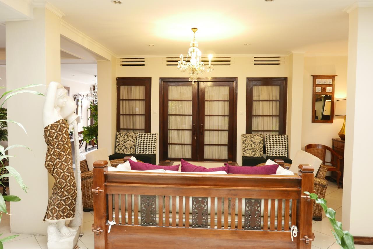 Ciwulan 36 Guest House Bandung Eksteriør bilde
