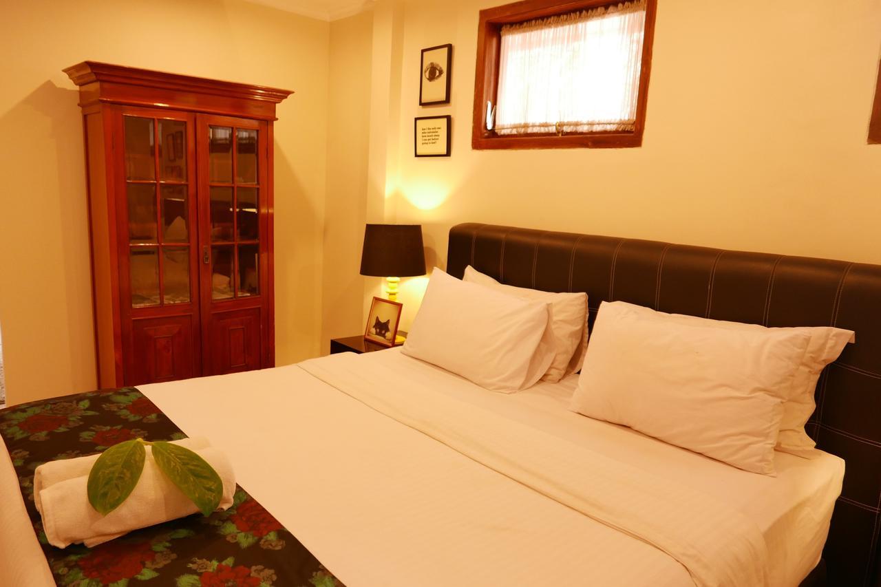 Ciwulan 36 Guest House Bandung Eksteriør bilde