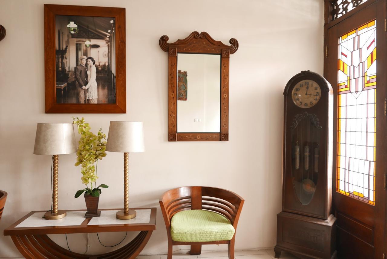 Ciwulan 36 Guest House Bandung Eksteriør bilde