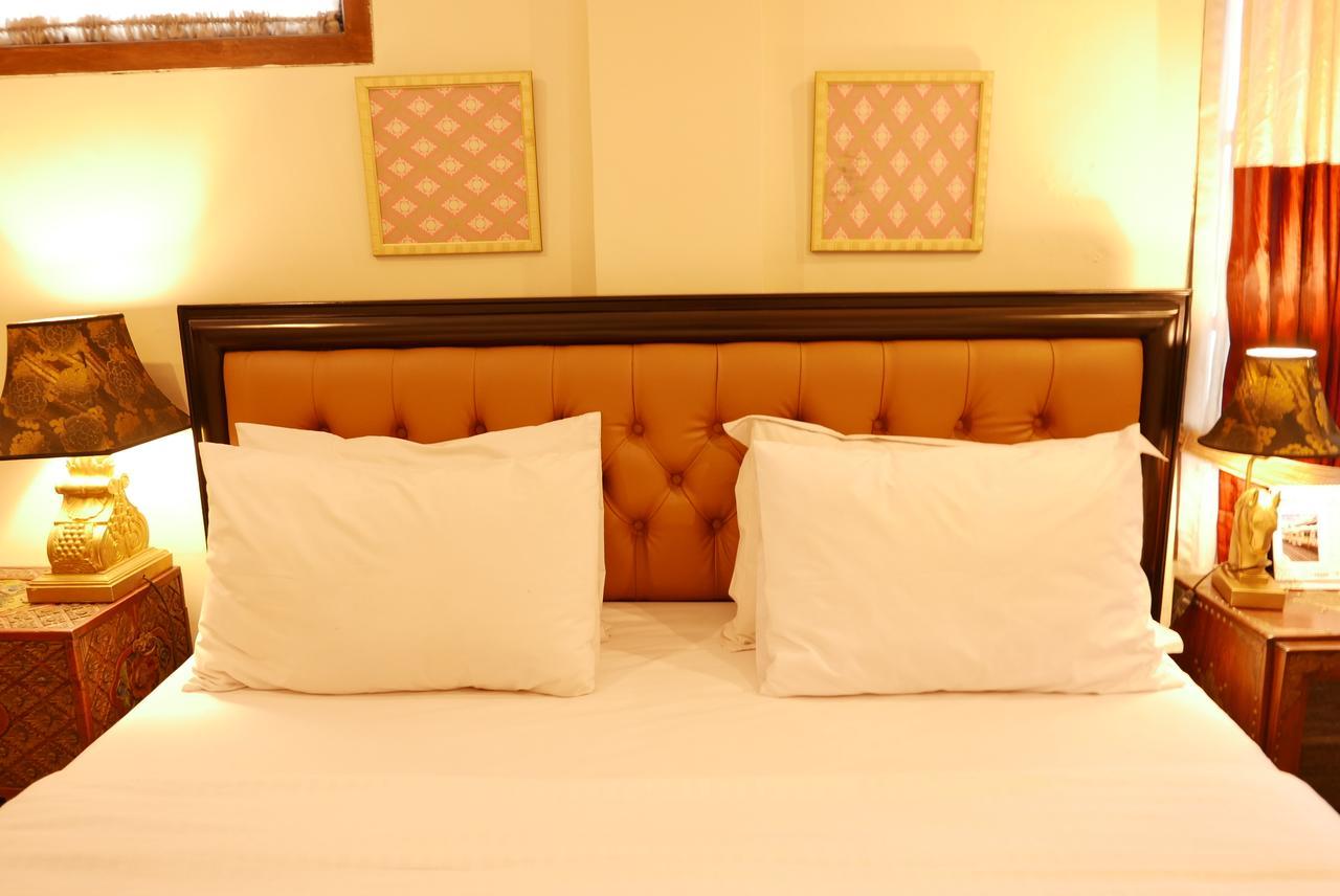 Ciwulan 36 Guest House Bandung Eksteriør bilde