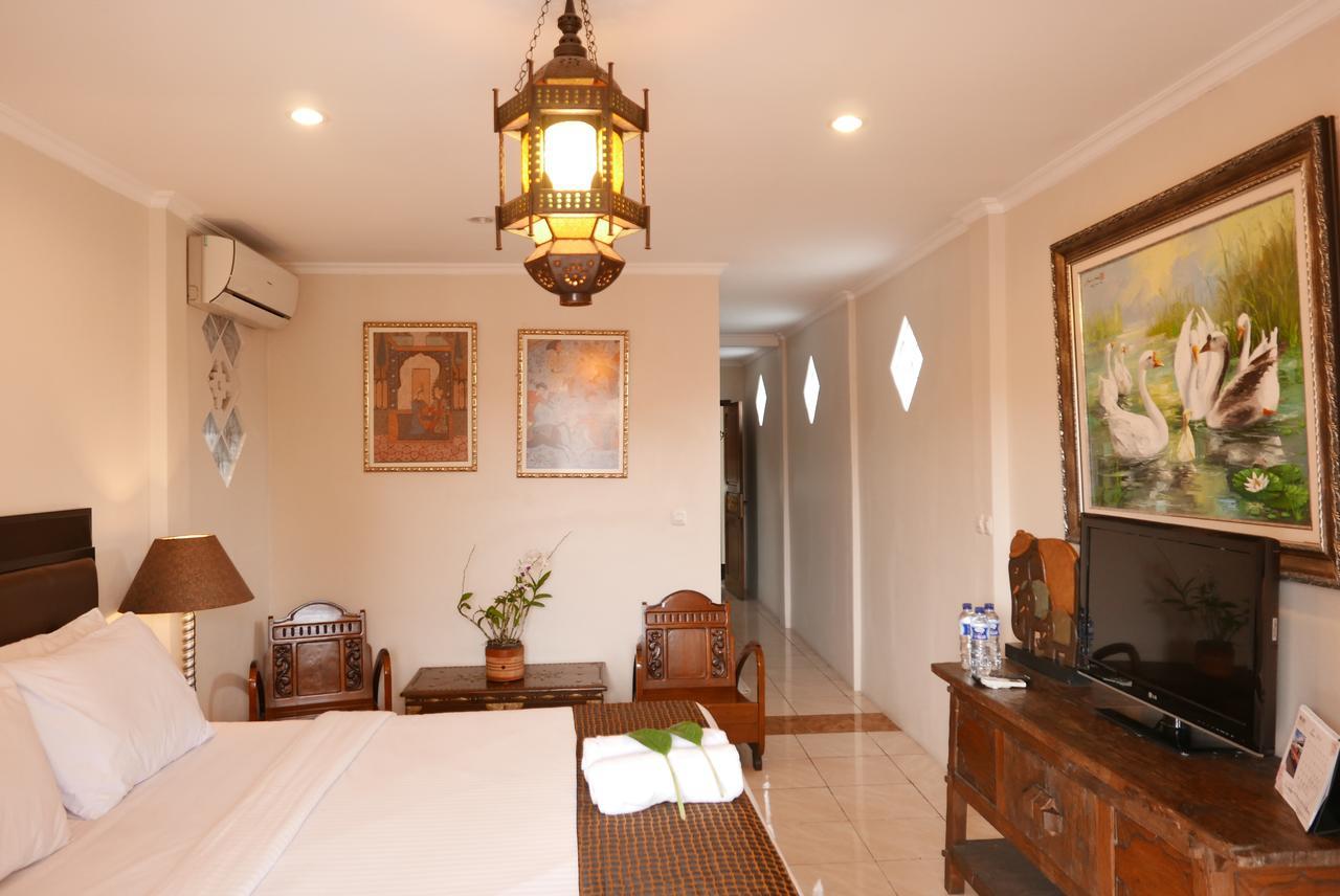 Ciwulan 36 Guest House Bandung Eksteriør bilde
