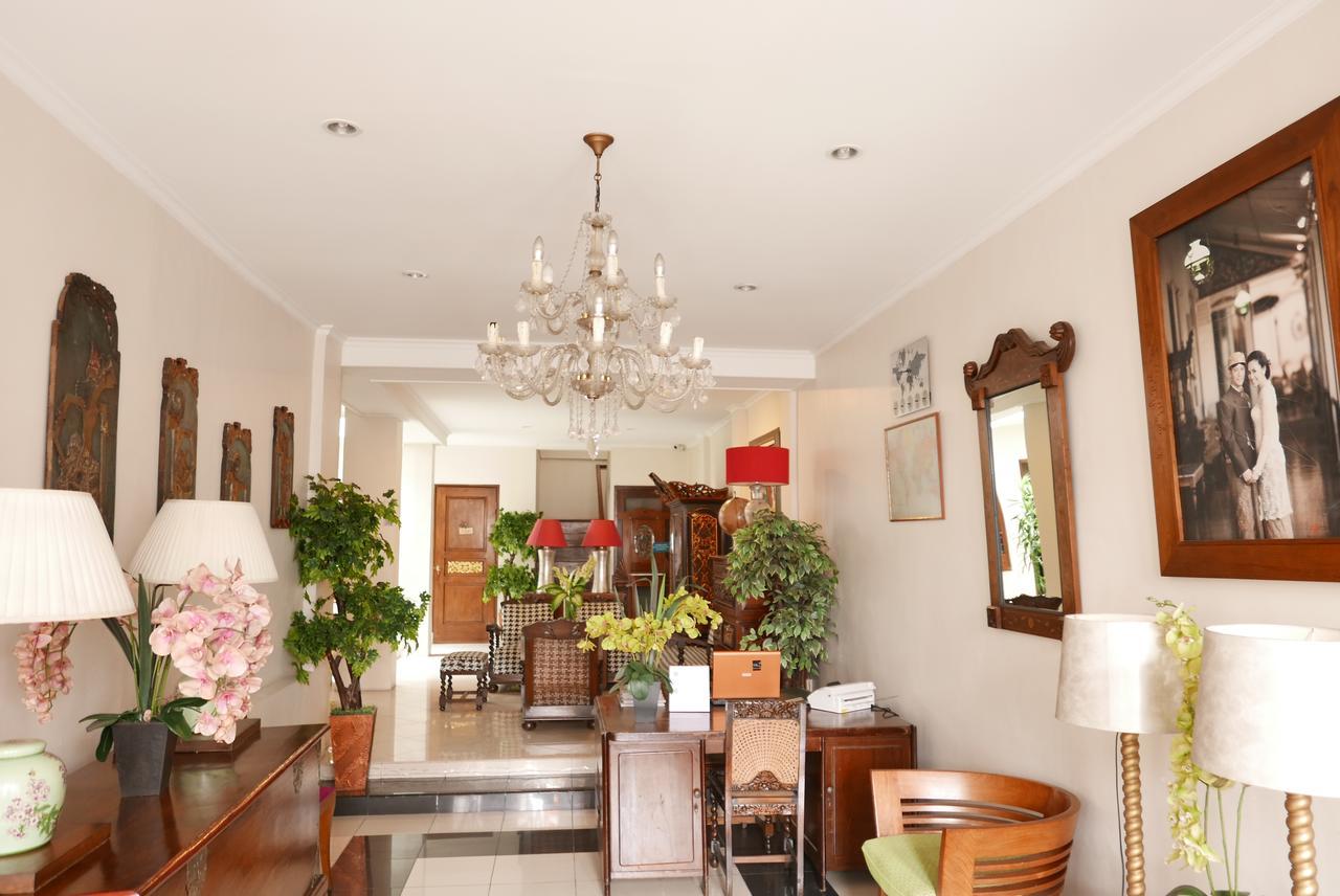 Ciwulan 36 Guest House Bandung Eksteriør bilde