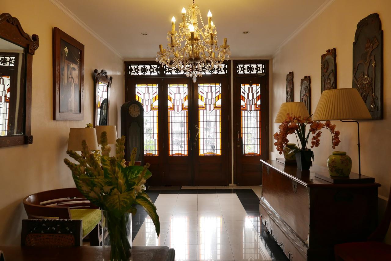 Ciwulan 36 Guest House Bandung Eksteriør bilde